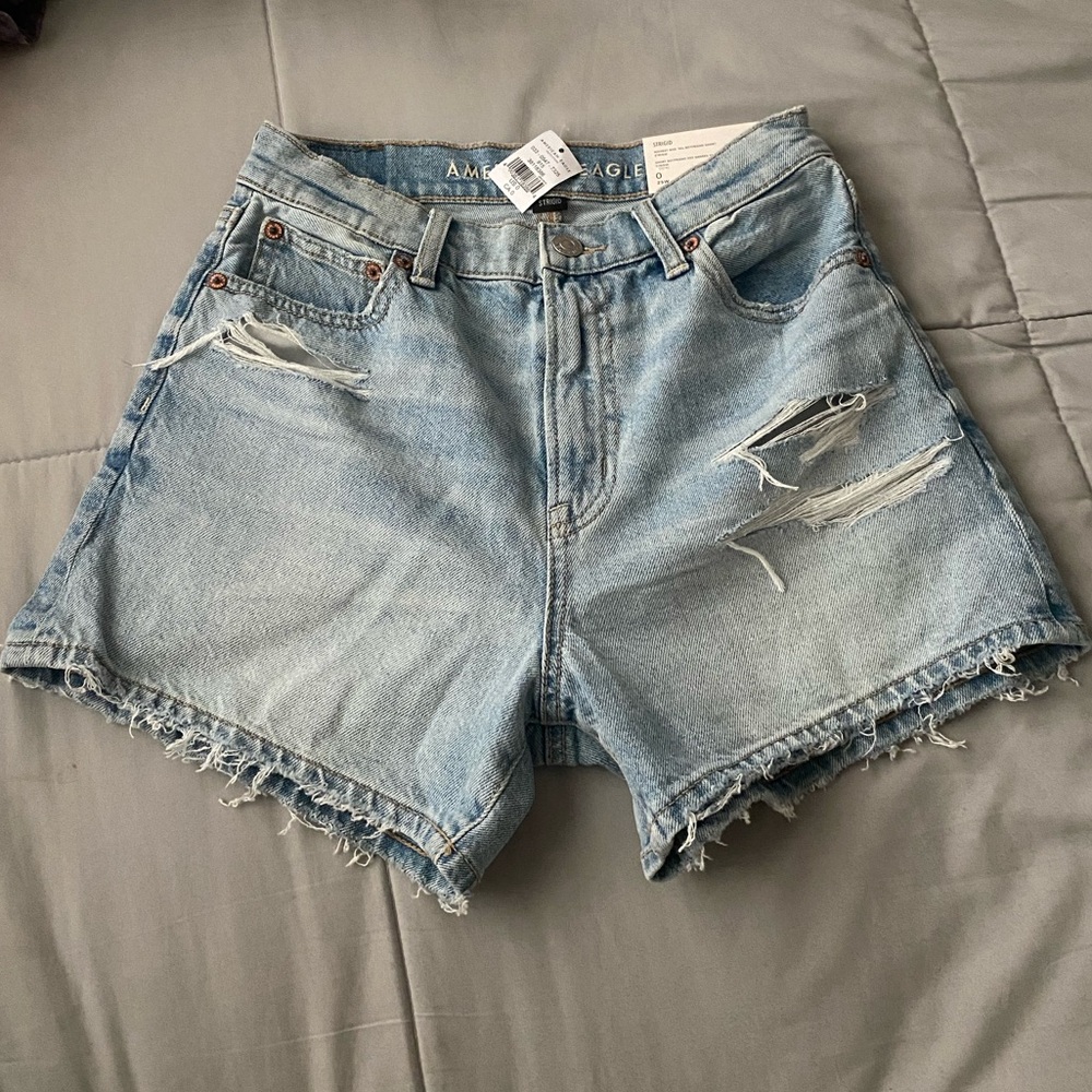NWT American Eagle Strigid High-Rise 90s’ Boyfriend Short